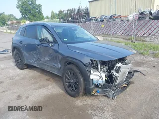 2025 Mazda CX-50 S Preferred z VIN 7MMVABBM3SN346824, wystawiony jako IAAI lot #42826233 z przebiegiem 14 947 mil mil oraz . Historia ofert i sprzedaży dostępna na DreamBid. Obrazek 1.