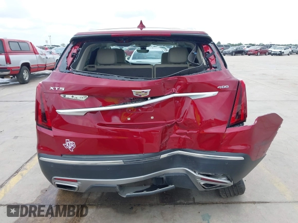 2020 Cadillac XT5 Premium Luxury FWD z VIN 1GYKNCRS8LZ228516, wystawiony jako IAAI lot #42409513 z przebiegiem 54 765 mil mil oraz . Historia ofert i sprzedaży dostępna na DreamBid. Obrazek 16.