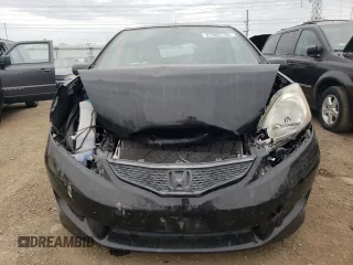 2010 Honda Fit Sport with VIN JHMGE8H68AS005586, listed as a Copart auction lot 57582755 with 109,872 mi miles and Salvage title. Bid and sale history available at DreamBid. Image 5.