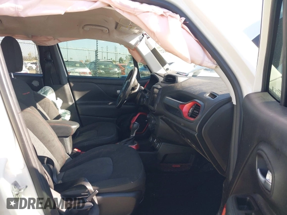 2018 Jeep Renegade Trailhawk with VIN ZACCJBCB7JPH42314, listed as a IAAI auction lot 41436327 with 77,834 mi miles. Bid and sale history available at carsss.com. Image 5.