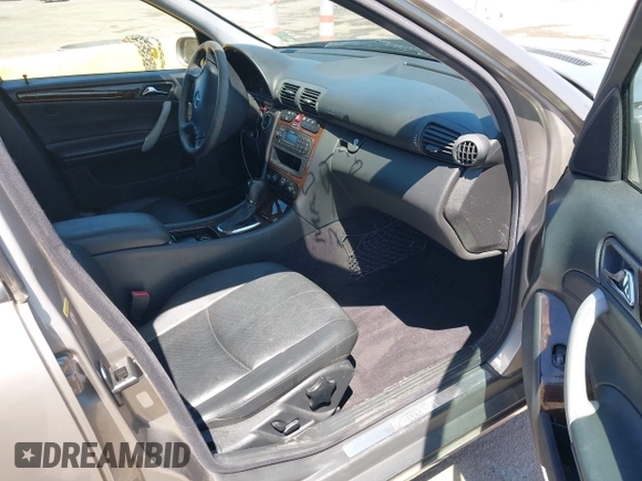 2003 Mercedes-Benz C 240 with VIN WDBRF61J33A508153, listed as a IAAI auction lot 42663657 with 86,573 mi miles and . Bid and sale history available at DreamBid. Image 5.