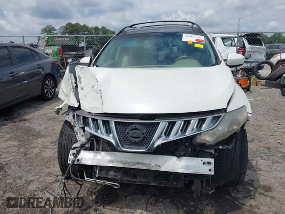 2010 Nissan Murano SL z VIN JN8AZ1MW0AW130023, wystawiony jako IAAI lot #42266242 z przebiegiem 185 074 mil mil oraz . Historia ofert i sprzedaży dostępna na DreamBid. Obrazek 12.