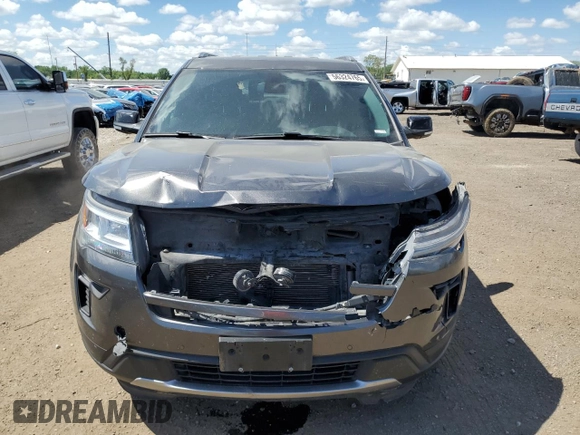 2018 Ford Explorer XLT z VIN 1FM5K8D88JGB08353, wystawiony jako Copart lot #56324765 z przebiegiem 140 716 mil mil oraz Szkoda całkowita • Salvage title. Historia ofert i sprzedaży dostępna na DreamBid. Obrazek 5.