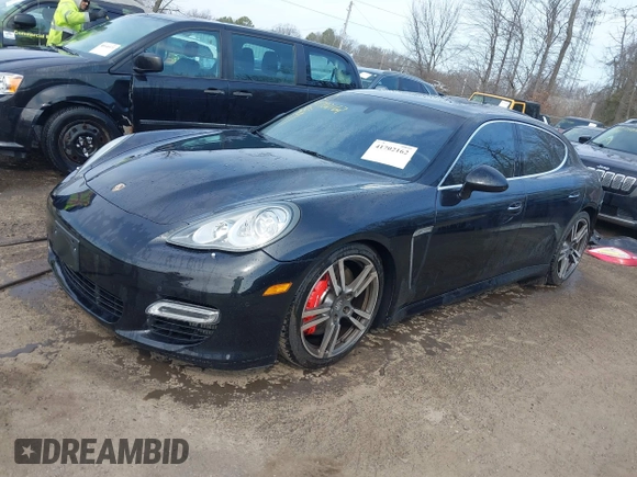 2010 Porsche Panamera Turbo z VIN WP0AC2A7XAL091443, wystawiony jako IAAI lot #41702162 z przebiegiem 124 151 mil mil oraz . Historia ofert i sprzedaży dostępna na DreamBid. Obrazek 18.