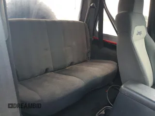 2004 Jeep Wrangler X с VIN 1J4FA39SX4P790444, выставлен на аукционе Copart как лот 56385635 с пробегом 195 355 миль миль и Списание • Salvage title. История ставок и продаж доступна на DreamBid. Изображение 11.