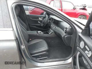 2017 Mercedes-Benz E 300 Luxury with VIN WDDZF4KB8HA104128, listed as a IAAI auction lot 41540792 with 94,412 mi miles and . Bid and sale history available at DreamBid. Image 5.