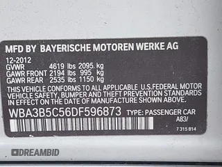 2013 BMW 3 Series 328i xDrive z VIN WBA3B5C56DF596873, wystawiony jako IAAI lot #42504933 z przebiegiem 113 918 mil mil oraz . Historia ofert i sprzedaży dostępna na DreamBid. Obrazek 9.