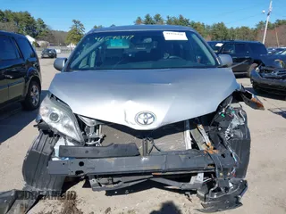 2016 Toyota Sienna LE AAS with VIN 5TDKK3DC6GS711315, listed as a IAAI auction lot 41958420 with 175,413 mi miles. Bid and sale history available at carsss.com. Image 12.
