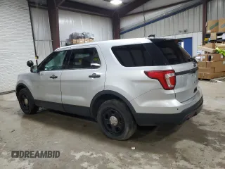 2016 Ford Utility Police Interceptor with VIN 1FM5K8AR0GGA62720, listed as a Copart auction lot 81666894 with 181,768 mi miles and Salvage Title. Bid and sale history available at carsss.com. Image 2.