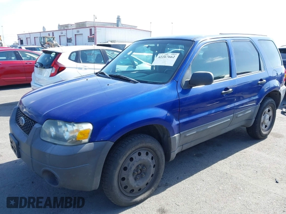 2006 Ford Escape XLS with VIN 1FMYU02Z76KD03045, listed as a IAAI auction lot 42267662 with 289,966 mi miles and . Bid and sale history available at DreamBid. Image 17.