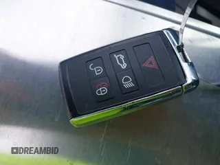 2023 Land Rover Defender X-Dynamic SE с VIN SALE27EUXP2114986, выставлен на аукционе IAAI как лот 42302857 с пробегом 29 384 миль миль и . История ставок и продаж доступна на DreamBid. Изображение 11.