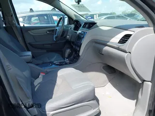 2015 Chevrolet Traverse LT with VIN 1GNKRGKD7FJ127555, listed as a IAAI auction lot 42676564 with 127,962 mi miles and . Bid and sale history available at DreamBid. Image 5.