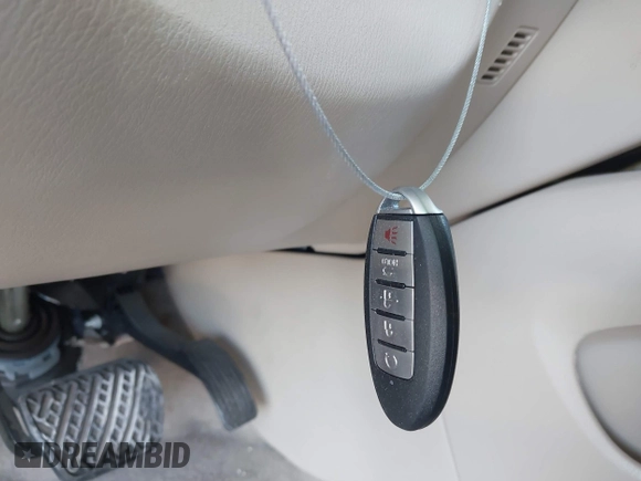 2013 Nissan Pathfinder SL with VIN 5N1AR2MM8DC632098, listed as a IAAI auction lot 41974948 with 145,741 mi miles and . Bid and sale history available at DreamBid. Image 11.
