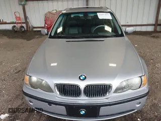 2005 BMW 3 Series 325i with VIN WBAEV33435KX12700, listed as a IAAI auction lot 42803872 with 111,410 mi miles and . Bid and sale history available at DreamBid. Image 6.