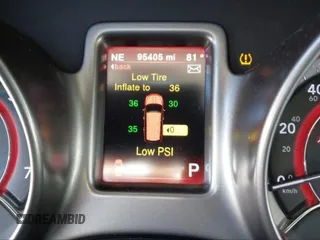 2017 Dodge Journey Crossroad Plus with VIN 3C4PDCGB3HT556975, listed as a IAAI auction lot 41657532 with 95,405 mi miles. Bid and sale history available at carsss.com. Image 7.