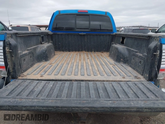 2006 Toyota Tacoma with VIN 5TEUU42N46Z183840, listed as a IAAI auction lot 41805575 with 219,764 mi miles. Bid and sale history available at carsss.com. Image 18.