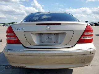 2003 Mercedes-Benz C 240 с VIN WDBRF61J13A417012, выставлен на аукционе Copart как лот 58729475 с пробегом 154 465 миль миль и Списание • Salvage title. История ставок и продаж доступна на DreamBid. Изображение 6.