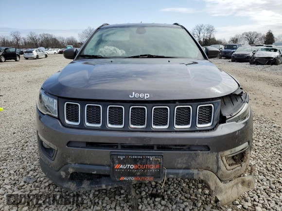 2017 Jeep Compass Latitude with VIN 3C4NJDBB8HT628069, listed as a Copart auction lot 48060445 with 85,991 mi miles and Salvage Title. Bid and sale history available at carsss.com. Image 5.