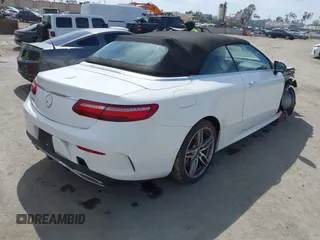2019 Mercedes-Benz E-Class E 450 with VIN WDD1K6HB6KF082992, listed as a IAAI auction lot 32447280 with 0 mi miles. Bid and sale history available at carsss.com. Image 4.