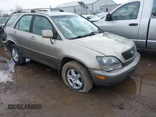 1999 Lexus RX 300 Luxury SUV with VIN JT6HF10U8X0094835, listed as a IAAI auction lot 41889712 with 119,783 mi miles. Bid and sale history available at carsss.com. Image 1.