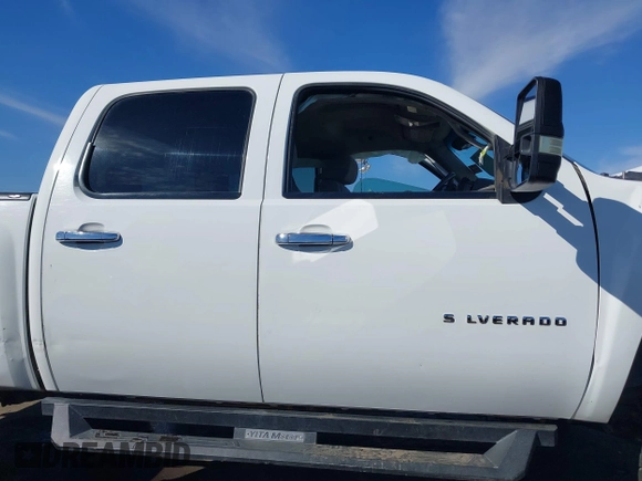 2012 Chevrolet Silverado 1500 LT with VIN 1GCPKSE76CF238110, listed as a IAAI auction lot 41650368 with 224,357 mi miles and . Bid and sale history available at DreamBid. Image 14.