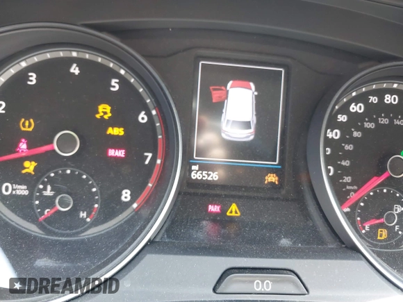 2018 Volkswagen Atlas SE with VIN 1V2DR2CA3JC580575, listed as a IAAI auction lot 41939880 with 66,526 mi miles and . Bid and sale history available at DreamBid. Image 7.