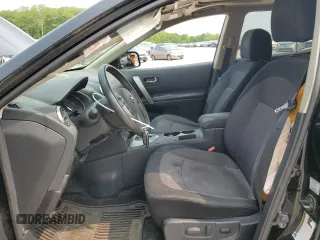 2012 Nissan Rogue S z VIN JN8AS5MV2CW713733, wystawiony jako Copart lot #59208835 z przebiegiem 227 189 mil mil oraz Szkoda całkowita • Salvage title. Historia ofert i sprzedaży dostępna na DreamBid. Obrazek 7.