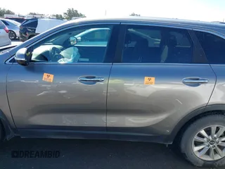 2019 Kia Sorento LX with VIN 5XYPG4A38KG544480, listed as a IAAI auction lot 41652573 with 94,434 mi miles. Bid and sale history available at carsss.com. Image 15.