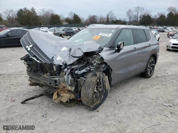2023 Mitsubishi Outlander SE with VIN JA4J4UA83PZ033286, listed as a Copart auction lot 48470155 with 48,552 mi miles and Salvage Title. Bid and sale history available at carsss.com. Image 1.