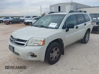 2008 Mitsubishi Endeavor LS with VIN 4A4MN21S78E035818, listed as a IAAI auction lot 41025955 with 219,163 mi miles. Bid and sale history available at carsss.com. Image 2.