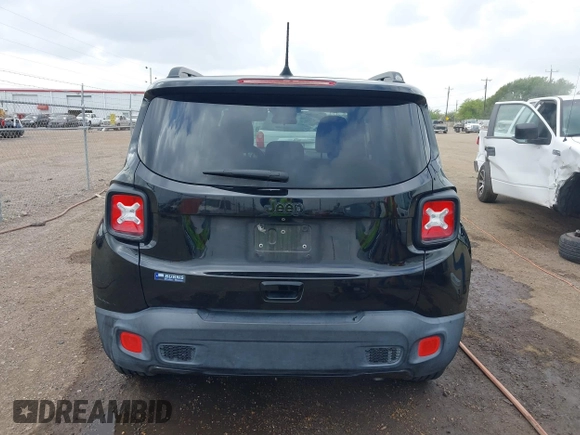 2018 Jeep Renegade Latitude with VIN ZACCJABB3JPH39597, listed as a IAAI auction lot 41858045 with 67,462 mi miles. Bid and sale history available at carsss.com. Image 16.