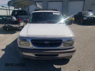 1997 Ford Explorer XL with VIN 1FMDU34X3VUA63362, listed as a Copart auction lot 58449245 with 252,903 mi miles and Clean title. Bid and sale history available at DreamBid. Image 5.