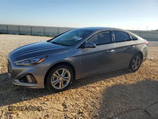 2018 Hyundai Sonata Limited z VIN 5NPE34AF8JH727396, wystawiony jako Copart lot #76833324 z przebiegiem 115 972 mil mil oraz Czysty tytuł • Clean title. Historia ofert i sprzedaży dostępna na DreamBid. Obrazek 1.