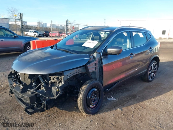 2017 Nissan Rogue Sport SL with VIN JN1BJ1CR8HW143280, listed as a IAAI auction lot 41493983 with 90,200 mi miles. Bid and sale history available at carsss.com. Image 18.