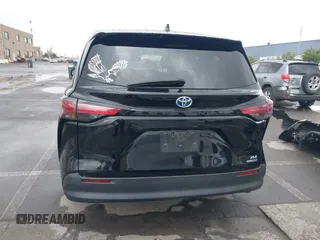 2022 Toyota Sienna XLE with VIN 5TDYRKEC8NS126392, listed as a IAAI auction lot 41912544 with 120,801 mi miles and . Bid and sale history available at DreamBid. Image 17.