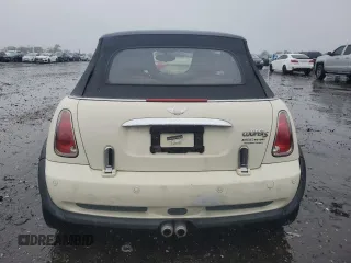 2008 MINI Convertible S z VIN WMWRH33588TL96257, wystawiony jako Copart lot #58298765 z przebiegiem 89 463 mil mil oraz Czysty tytuł • Clean title. Historia ofert i sprzedaży dostępna na DreamBid. Obrazek 6.