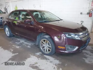 2011 Ford Fusion SEL with VIN 3FAHP0JA4BR224113, listed as a IAAI auction lot 41927776 with 226,985 mi miles. Bid and sale history available at carsss.com. Image 1.