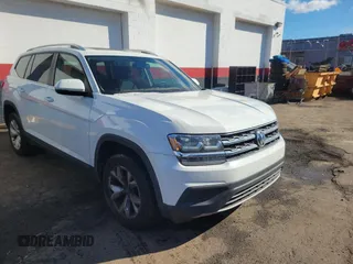 2018 Volkswagen Atlas Launch Edition с VIN 1V2HR2CA7JC501992, выставлен на аукционе Copart как лот 45694435 с пробегом 150 095 миль миль и Чистый • Clean title. История ставок и продаж доступна на DreamBid. Изображение 1.