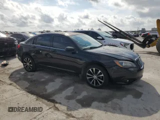 2013 Chrysler 200 Touring with VIN 1C3CCBBB8DN699244, listed as a Copart auction lot 55038415 with 177,772 mi miles and Non Repairable. Bid and sale history available at DreamBid. Image 4.