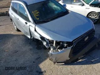 2023 Toyota Corolla Cross LE z VIN 7MUCAAAG5PV051857, wystawiony jako IAAI lot #41662222 z przebiegiem 43 394 mil mil oraz . Historia ofert i sprzedaży dostępna na DreamBid. Obrazek 6.