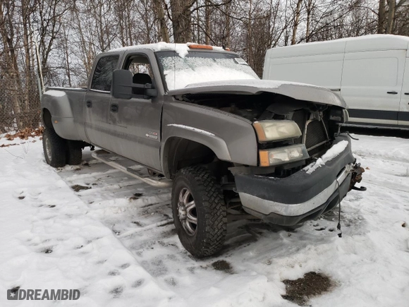 2006 Chevrolet Silverado 3500 DRW Wrk Trk with VIN 1GCJK33226F126315, listed as a Copart auction lot 80680964 with NaN miles and Salvage Title. Bid and sale history available at carsss.com. Image 4.