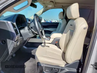 2019 Ford Expedition Platinum with VIN 1FMJU1MT4KEA65194, listed as a Copart auction lot 58161715 with 100,983 mi miles and Salvage title. Bid and sale history available at DreamBid. Image 7.
