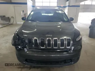 2016 Jeep Cherokee Latitude z VIN 1C4PJMCS2GW342038, wystawiony jako Copart lot #50705795 z przebiegiem 104 475 mil mil oraz Szkoda całkowita • Salvage title. Historia ofert i sprzedaży dostępna na DreamBid. Obrazek 5.