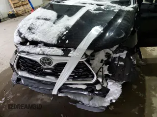 2021 Toyota Highlander XLE with VIN 5TDHZRBHXMS554620, listed as a Copart auction lot 45328635 with 67,262 mi miles and Salvage title. Bid and sale history available at DreamBid. Image 13.