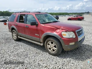 2006 Ford Explorer XLT с VIN 1FMEU63EX6UB00110, выставлен на аукционе Copart как лот 54913235 с пробегом 129 993 миль миль и Списание • Salvage title. История ставок и продаж доступна на DreamBid. Изображение 4.