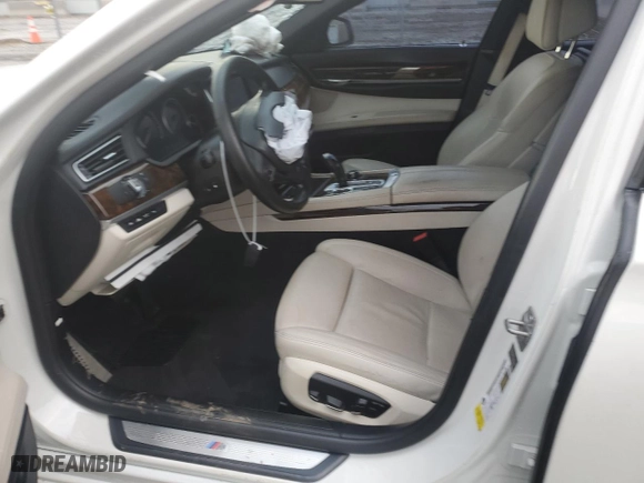2013 BMW 7 Series 740Li with VIN WBAYE4C52DDW22629, listed as a Copart auction lot 44608645 with 163,135 mi miles and Salvage Title. Bid and sale history available at carsss.com. Image 7.