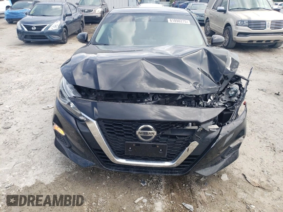 2020 Nissan Altima S with VIN 1N4BL4BV2LC154377, listed as a Copart auction lot 61898275 with 114,997 mi miles and Non repairable. Bid and sale history available at DreamBid. Image 5.