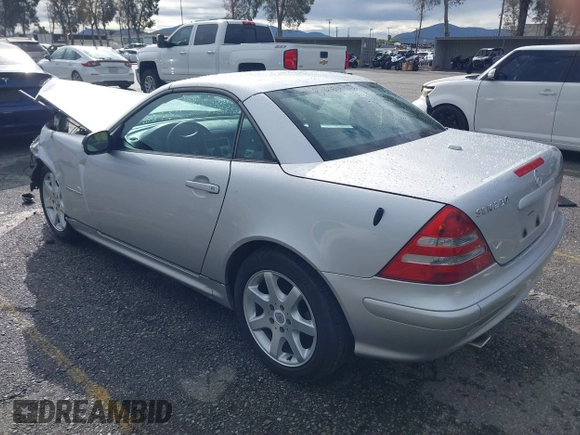 2001 Mercedes-Benz SLK 230 Kompressor with VIN WDBKK49F21F184632, listed as a IAAI auction lot 41746350 with 130,281 mi miles and . Bid and sale history available at DreamBid. Image 3.