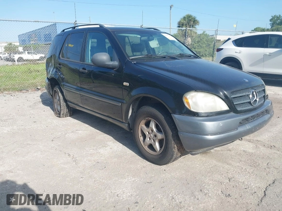 1999 Mercedes-Benz M 320/430/500 с VIN 4JGAB54E6XA143097, выставлен на аукционе IAAI как лот 42005462 с пробегом 194 260 миль миль и . История ставок и продаж доступна на DreamBid. Изображение 1.