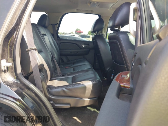 2012 Chevrolet Tahoe LT with VIN 1GNSKBE01CR311712, listed as a IAAI auction lot 42804916 with 225,786 mi miles and . Bid and sale history available at DreamBid. Image 8.
